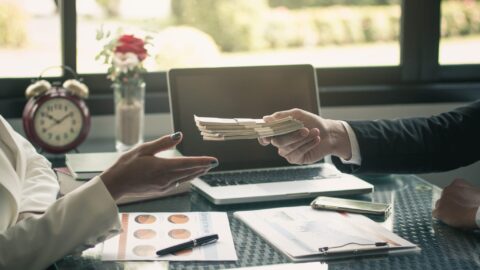 New Jersey’s Labor Laws Protect Employees from Illegal Pay Cuts | Blog Post | McOmber McOmber & Luber