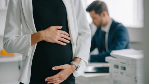 When Should I Tell My Employer I’m Pregnant? | Blog Post | McOmber McOmber & Luber