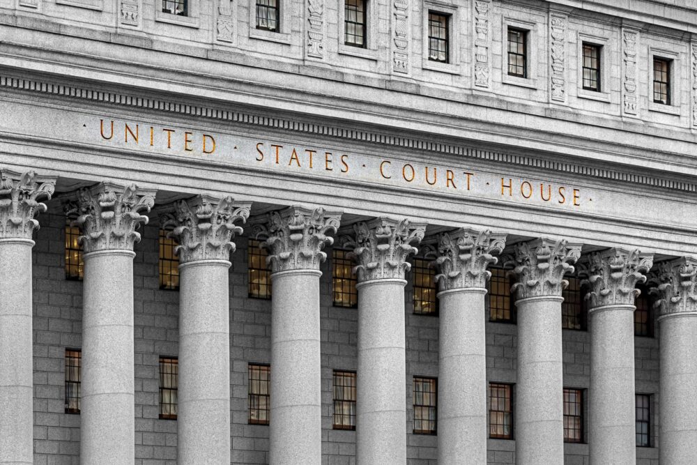 Apple iPhone Antitrust Class Action | News Article | McOmber McOmber & Luber