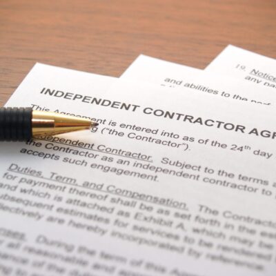 Misclassification of Employees In The Workplace | Blog Post | McOmber McOmber & Luber
