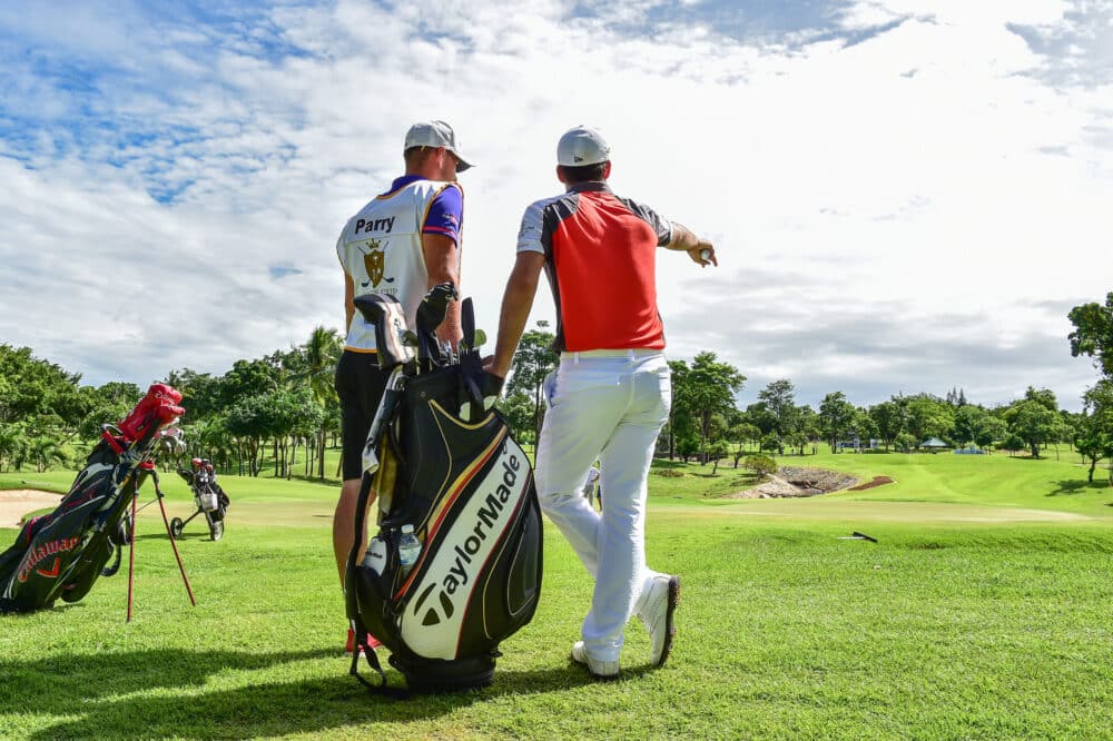 Caddies Demand Fair Pay in Lawsuit Against New Jersey Country Club | Header Image | McOmber McOmber & Luber